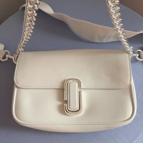 Marc Jacobs The J Marc Shoulder Bag White/Silver - Picture 9 of 9